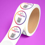 Etykiety samoprzylepne Instagram są czyste w rolce